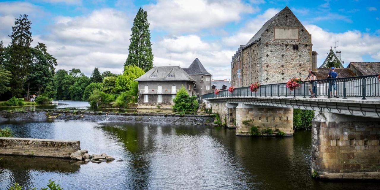 Maison Au Coeur De La Petite Cite De Caractere Malestroit Zewnętrze zdjęcie